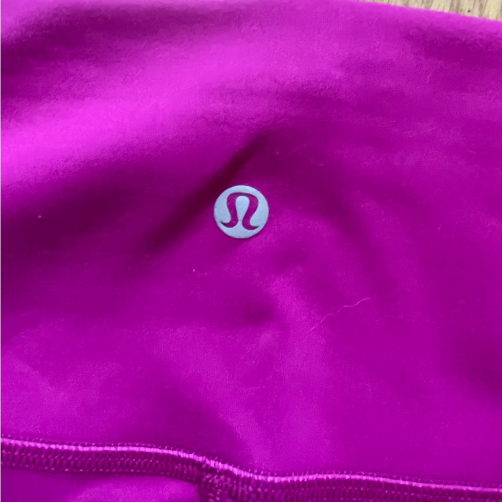 Lululemon Wunder Train Biker Shorts - Picture 4 of 5